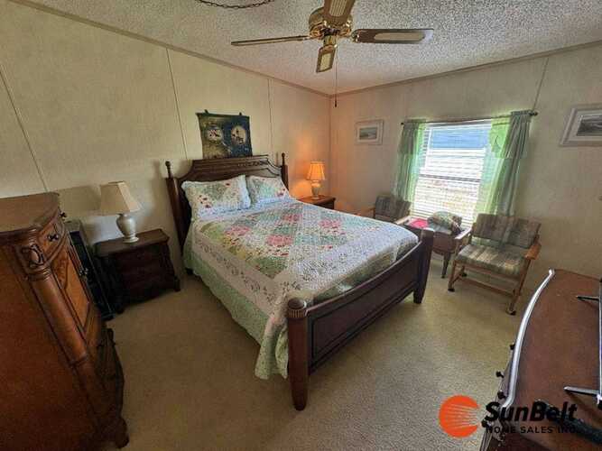 Listing Photo 16
