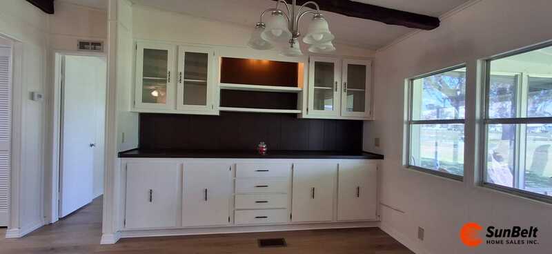 Listing Photo 12