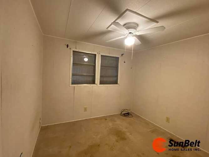 Listing Photo 8