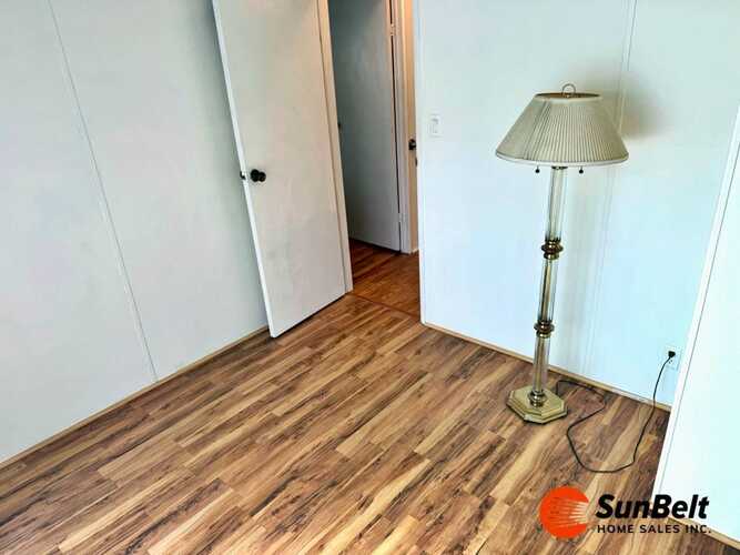 Listing Photo 13