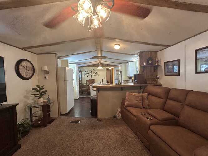 Listing Photo 16