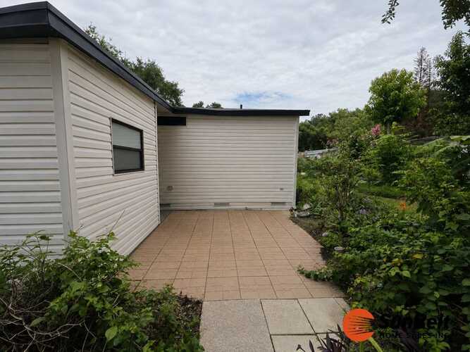 Listing Photo 15