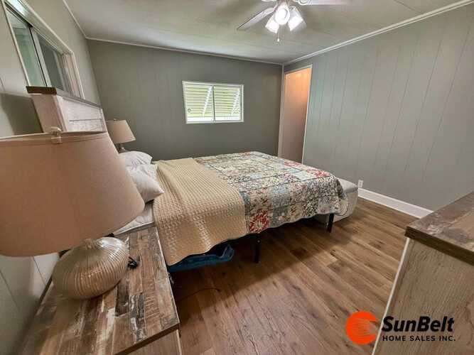Listing Photo 14