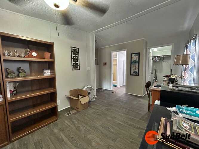 Listing Photo 18
