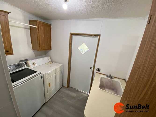 Listing Photo 16