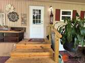 Listing Photo 10