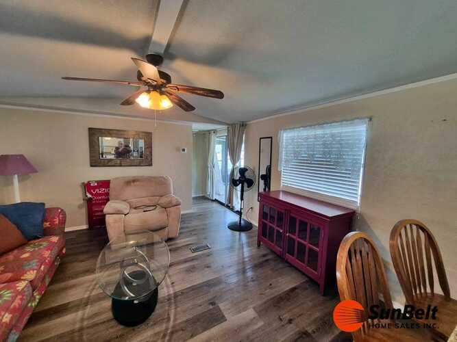 Listing Photo 7