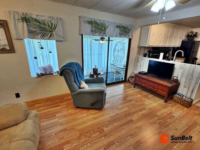 Listing Photo 15