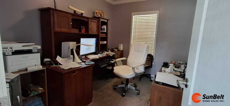 Listing Photo 17