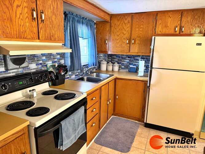 Listing Photo 8