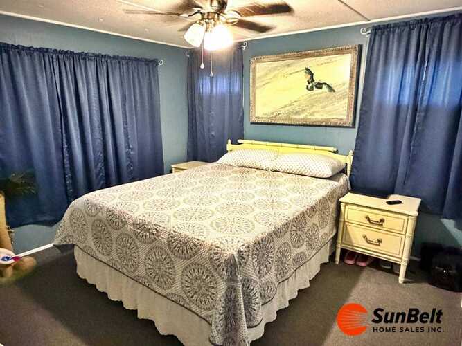 Listing Photo 10