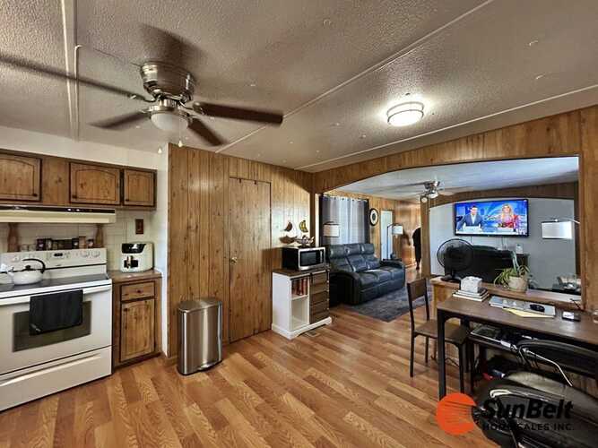 Listing Photo 10