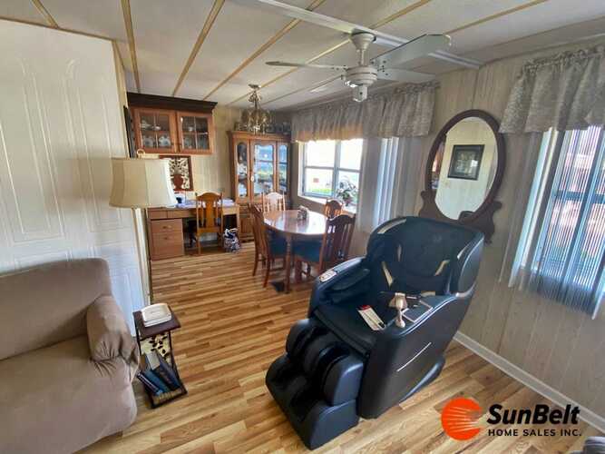 Listing Photo 12