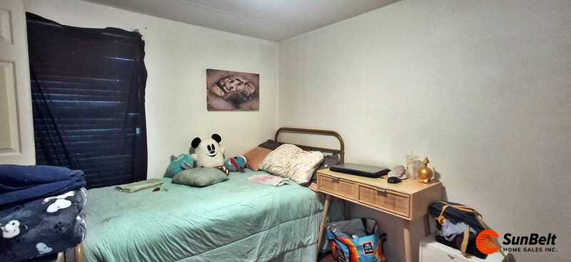 Listing Photo 12