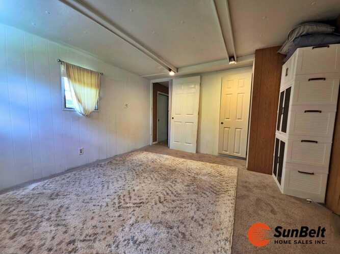 Listing Photo 7