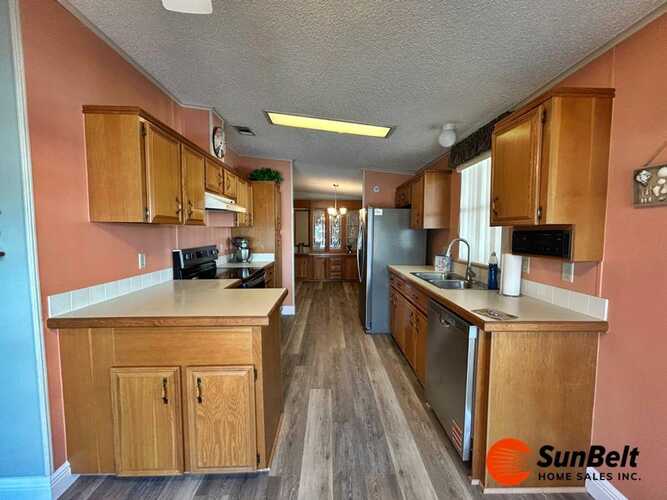 Listing Photo 15