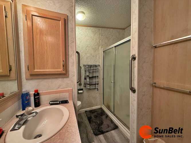 Listing Photo 17