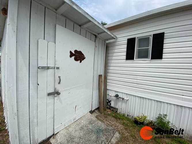 Listing Photo 12