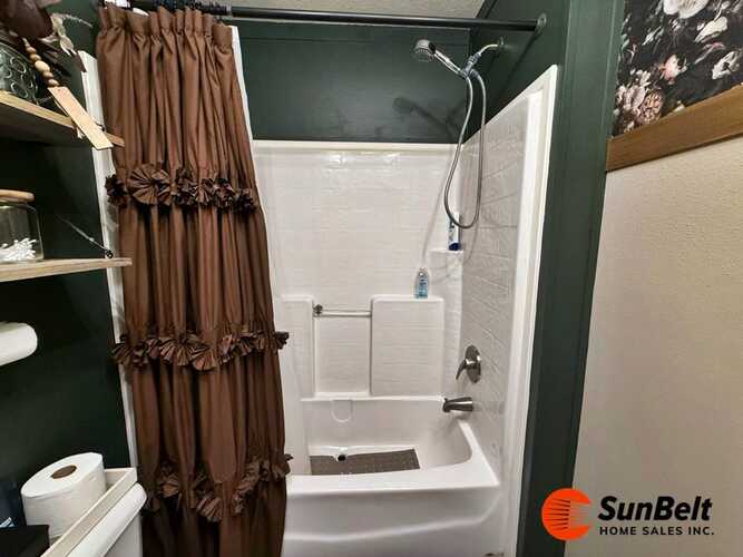 Listing Photo 22