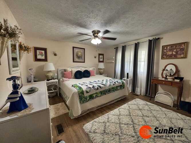 Listing Photo 19