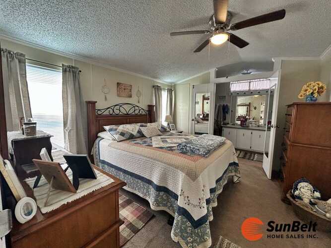Listing Photo 14