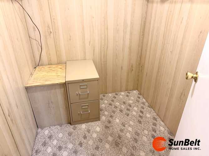 Listing Photo 16