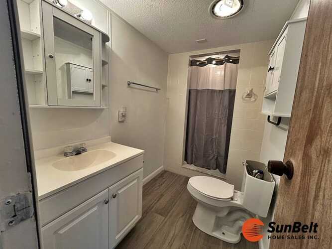 Listing Photo 15