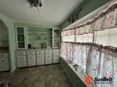 Listing Photo 9