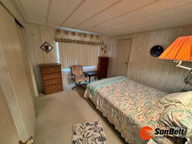 Listing Photo 11