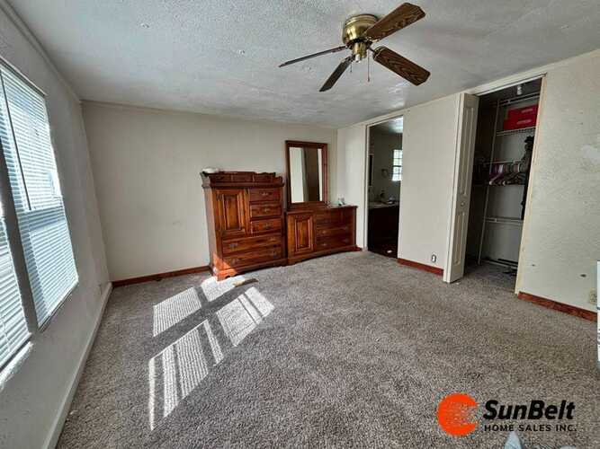 Listing Photo 10