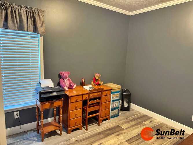 Listing Photo 15