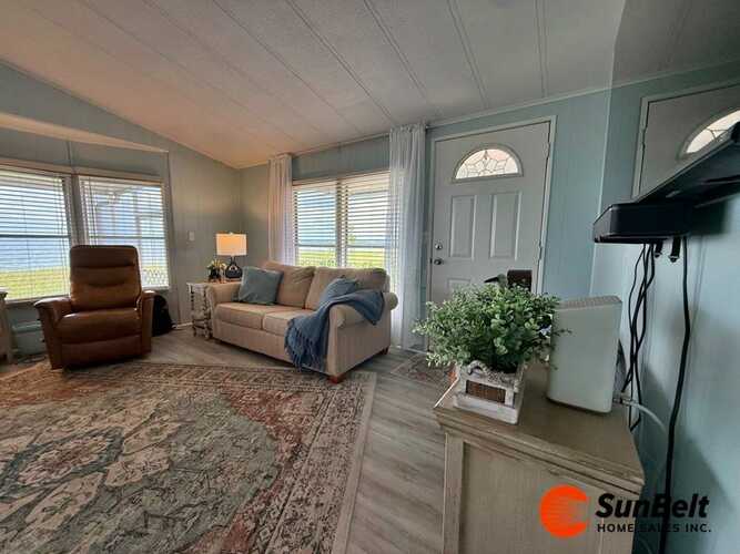 Listing Photo 23