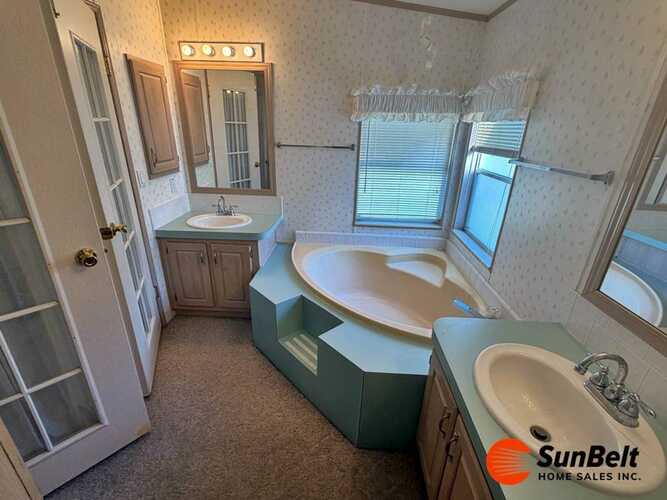 Listing Photo 23