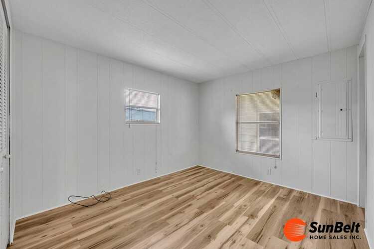 Listing Photo 24
