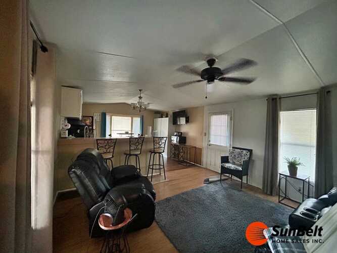 Listing Photo 8