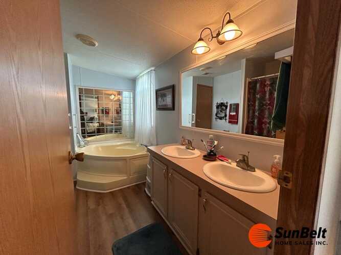 Listing Photo 25