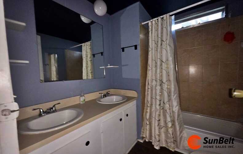Listing Photo 13