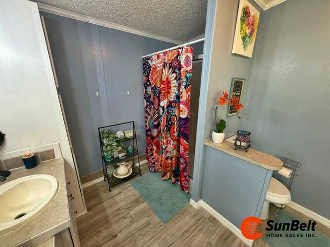 Listing Photo 17