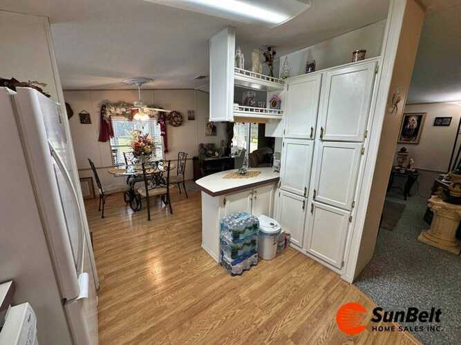 Listing Photo 8
