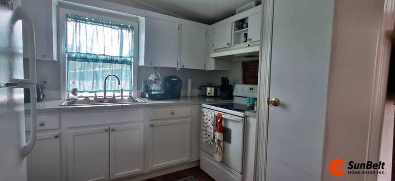Listing Photo 12