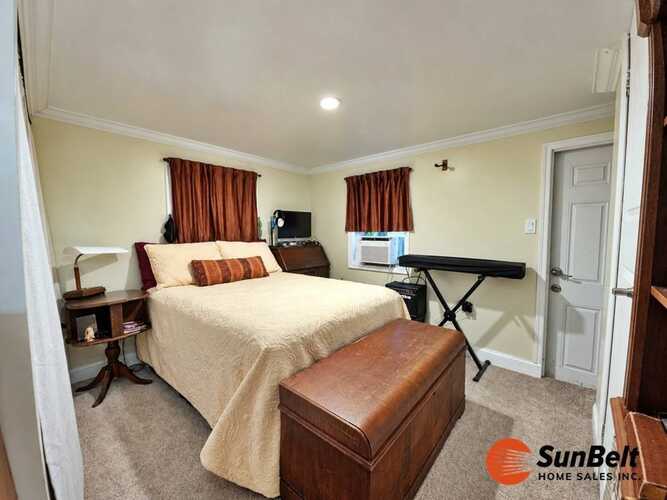 Listing Photo 7