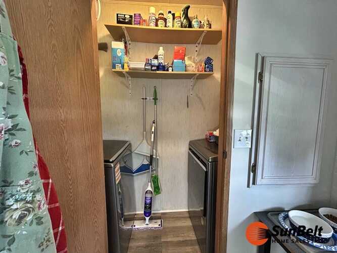 Listing Photo 10
