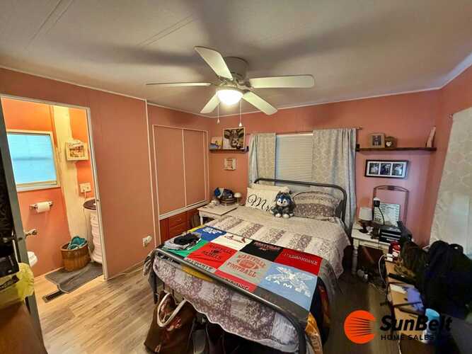Listing Photo 15