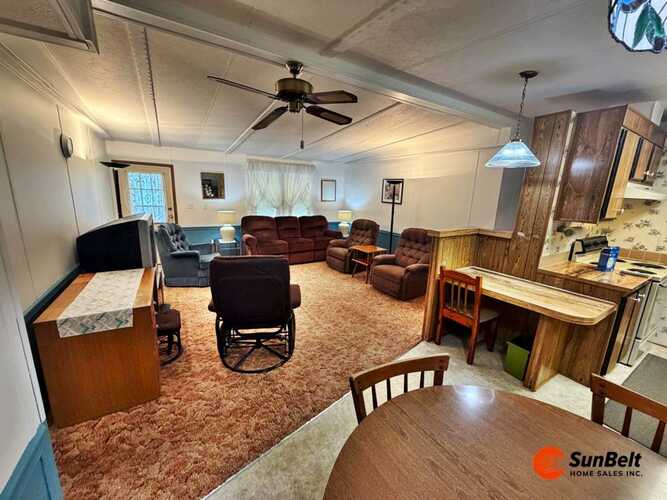 Listing Photo 10