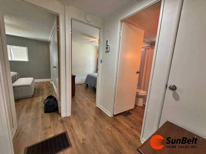 Listing Photo 8