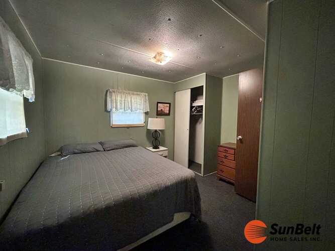 Listing Photo 17