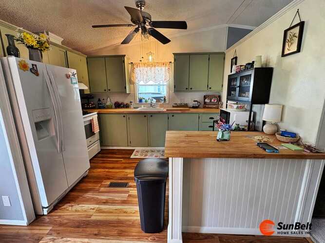 Listing Photo 13