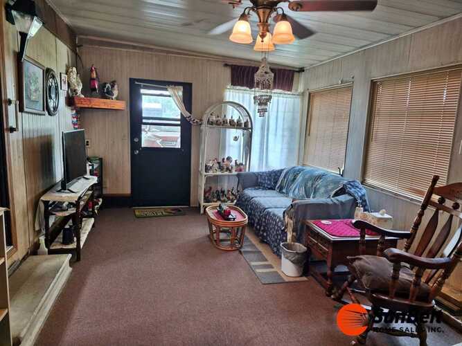 Listing Photo 8