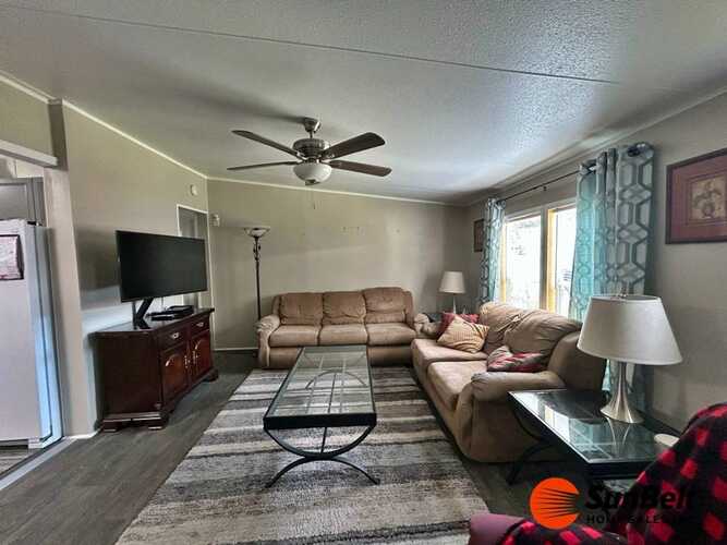 Listing Photo 10