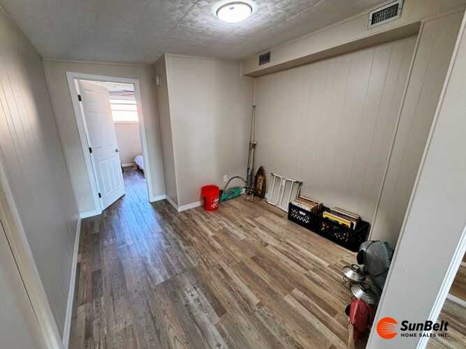 Listing Photo 20